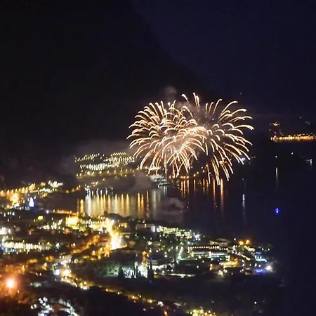 Casa Tamas, Limone